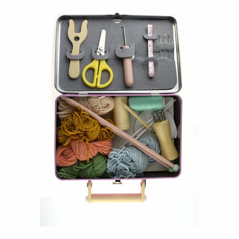 Creative Toys | Calm & Breezy Knitting Craft Kit In Tin Case Creative Toys Creative Toys